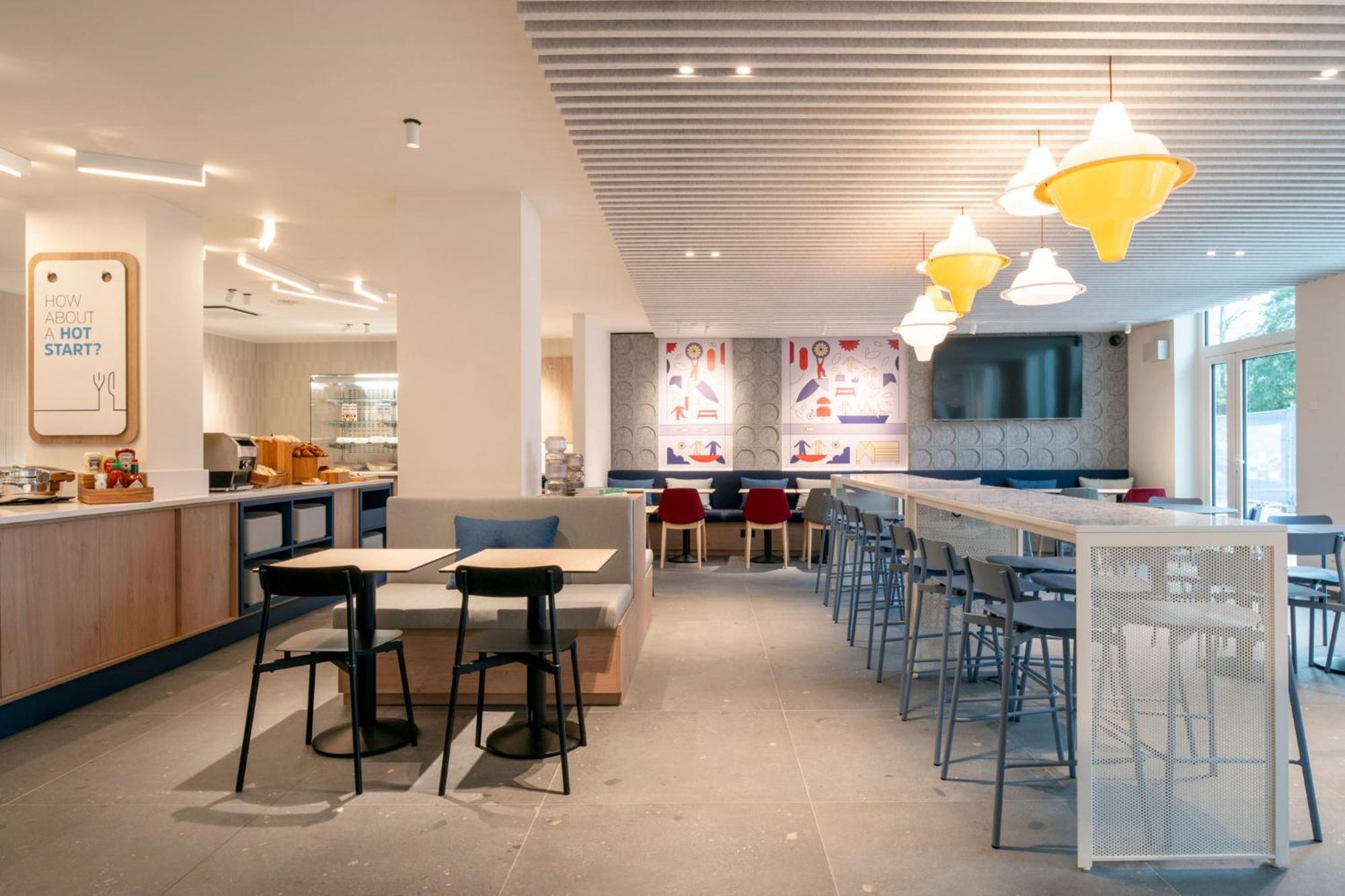 Hotel Express & By Ihg 3*