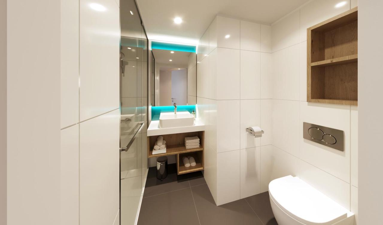 Hotel Express & By Ihg